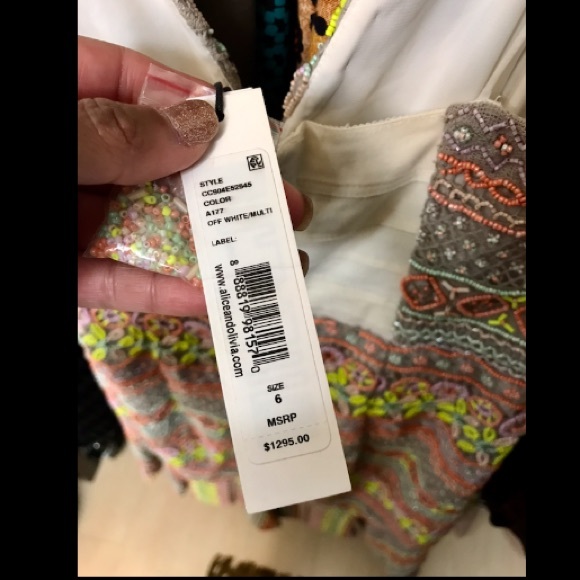 ALICE + OLIVIA elegant dress - Picture 8 of 13